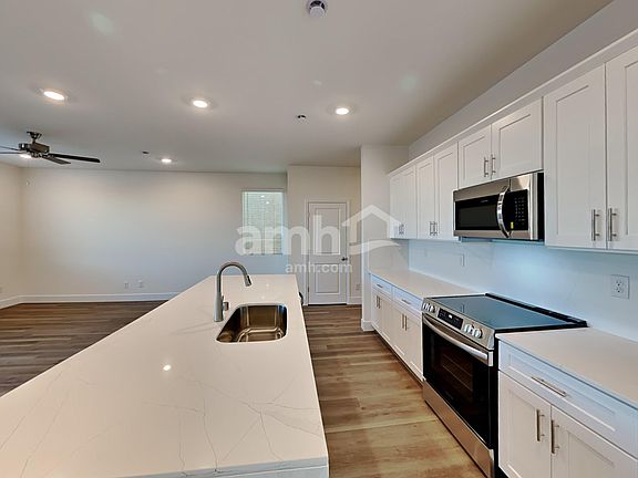 3rd image of 10180 Cove Mountain St