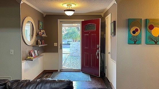 2nd image of 8120 S Pittsburg Ave