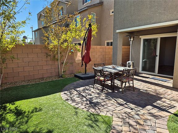 4th image of 10474 Scarpa St