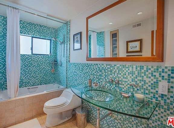 3rd image of 2615 6th St APT L