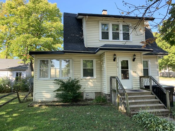 712 Elm St