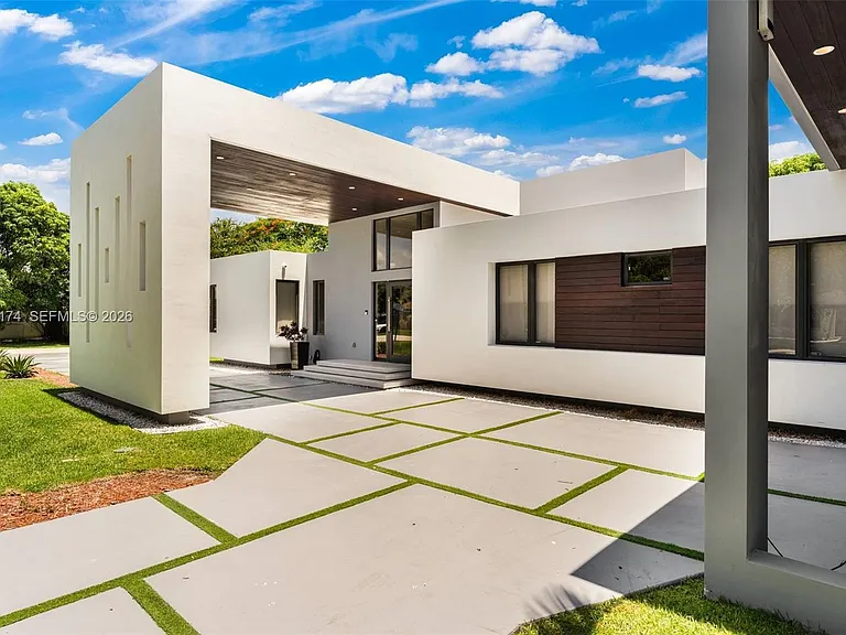 15315 SW 84th Ave — Photo 6
