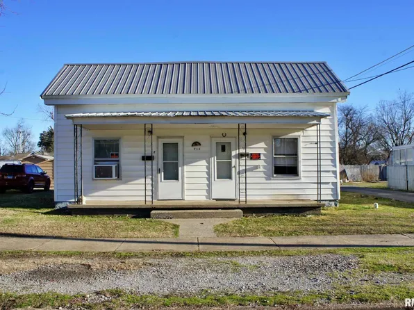 712 Catherine St, Metropolis, IL 62960