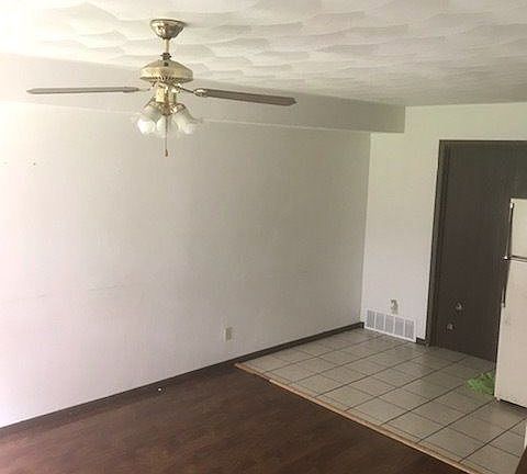 4th image of 5270 Greywood Dr APT 9