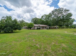 2988 Sandpath Rd, Bonifay, FL 32425