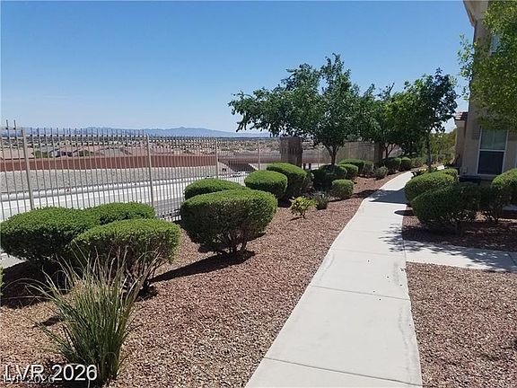 4th image of 10550 W Alexander Rd Unit 1040