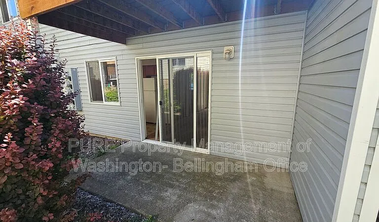 3150 W Maplewood Ave #102 — Photo 11