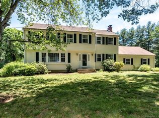 25 Chevas Rd, Avon, CT 06001
