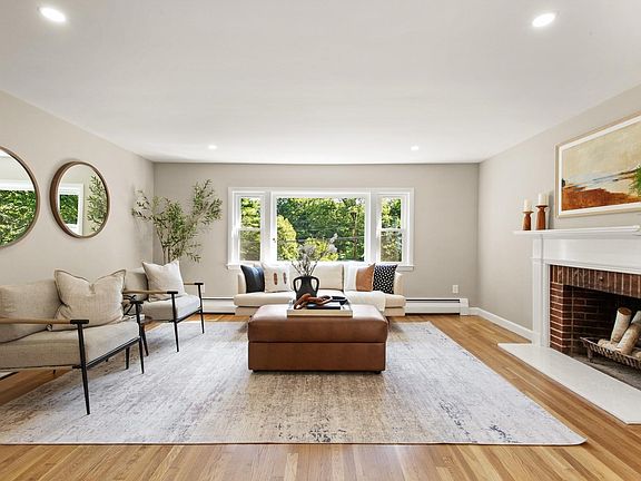 3rd image of 62 Edgewood Rd #62