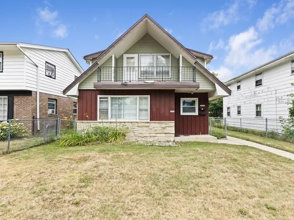 5840 N 93rd St, Milwaukee, WI 53225