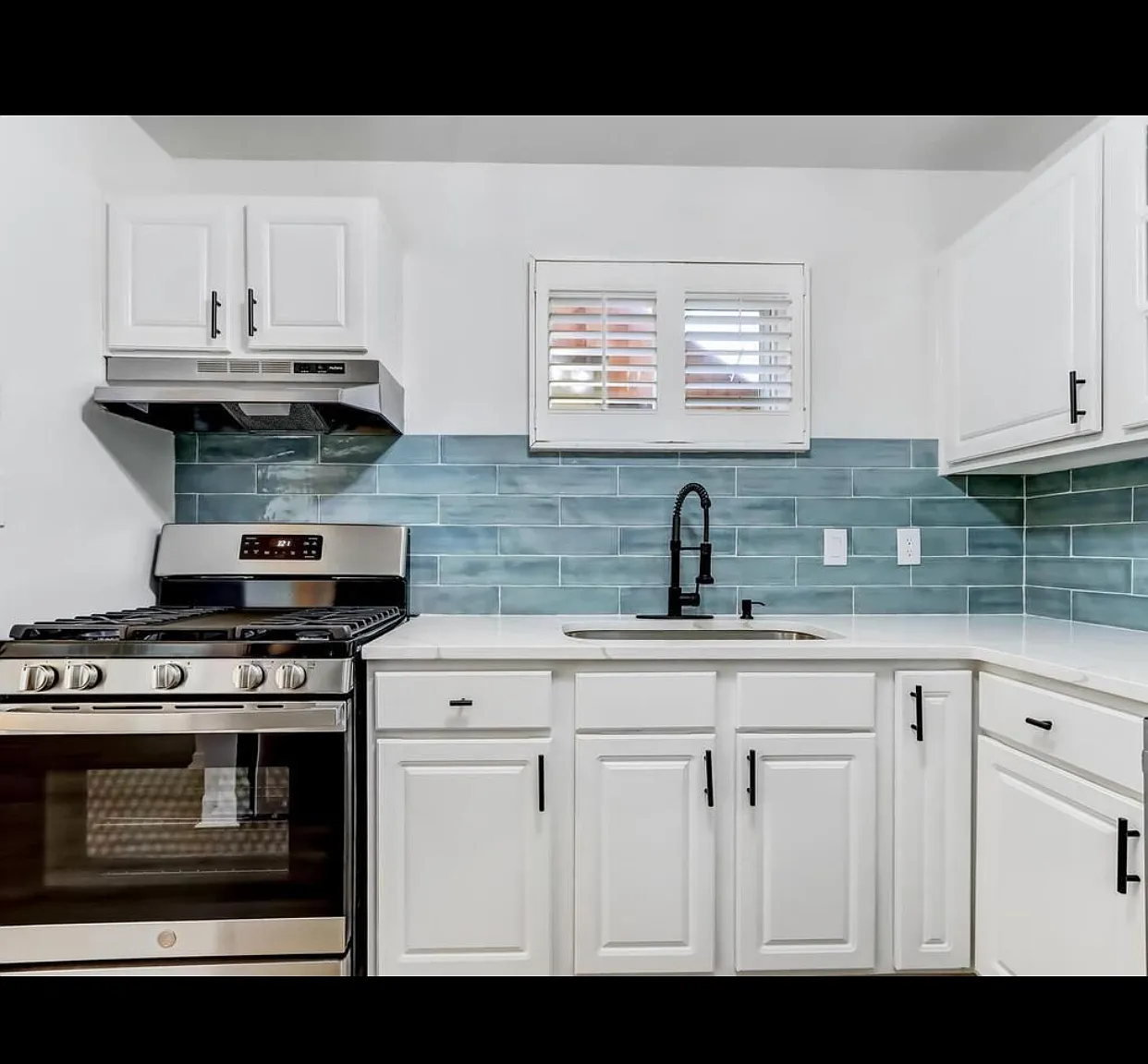 3 bed, 1284 sqft, $1,999 — Photo 4