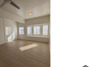 738 34th St, Oakland, CA 94609