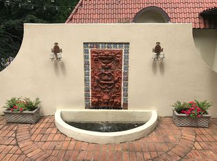 912 W Wesley Rd NW, Atlanta, GA 30327