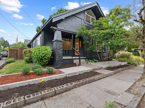 1706 SE 49th Ave, Portland, OR 97215