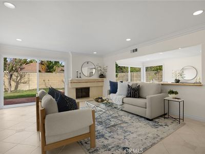 6781 Bridgewater Dr, Huntington Beach, CA, 92647