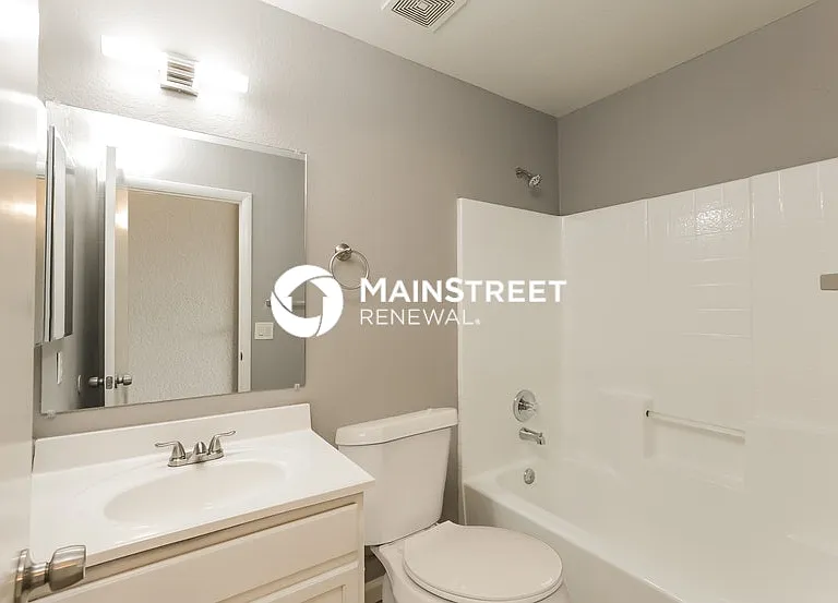 8619 W College Dr — Photo 10