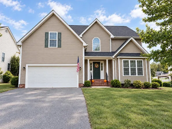 10707 Tricia Pl, Fredericksburg, VA 22408