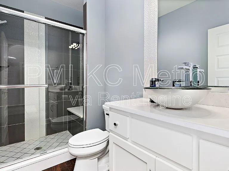15708 Canterbury St — Photo 35