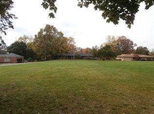 1225 Ada St, Owosso, MI 48867