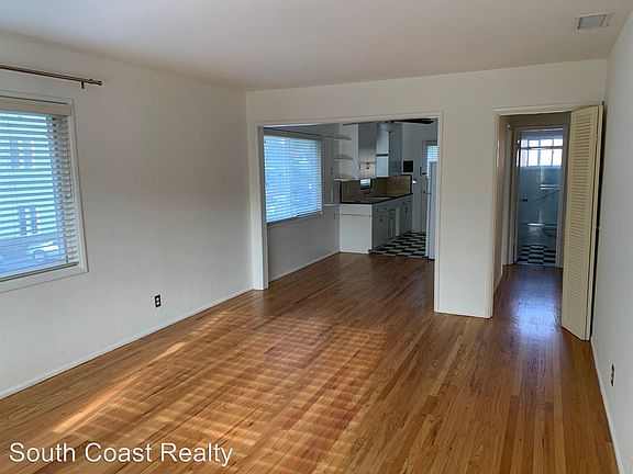 3rd image of 319 E Anapamu St APT 6