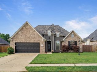 212 Panther Dr, Stonewall, LA 71078