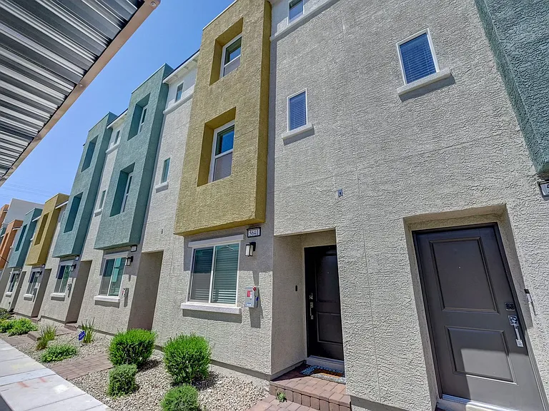 5641 Fathom Blue St — Photo 3