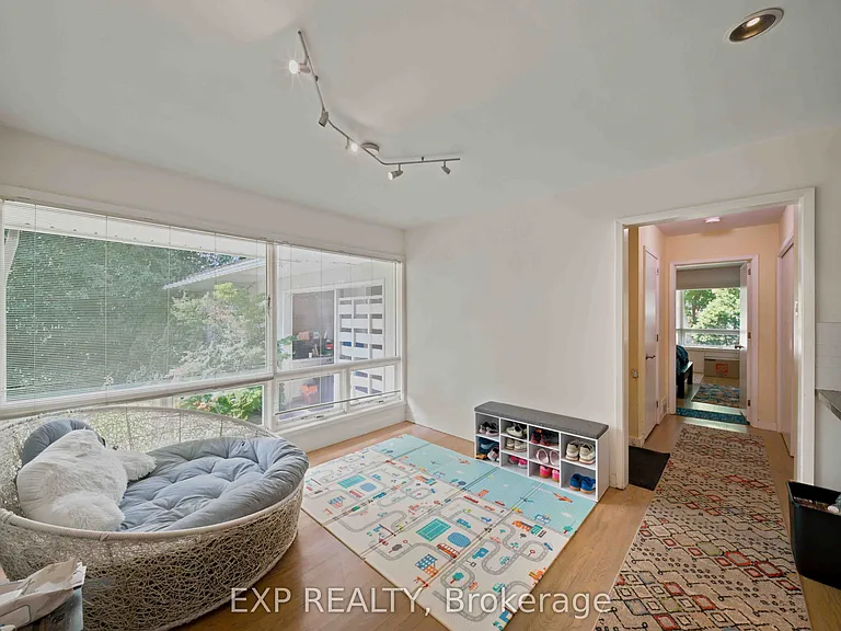 304 Roger Rd — Photo 13