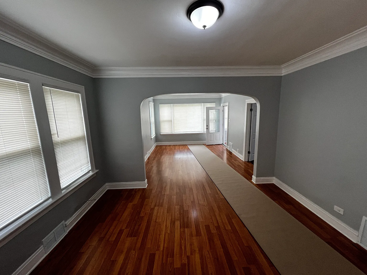 6 bed, $3,200 — Photo 4