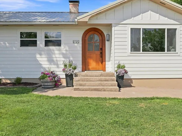 1015 E Warren St, Sundance, WY 82729
