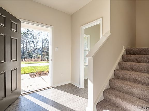 3rd image of 5278 Ellingshire Dr #38-4