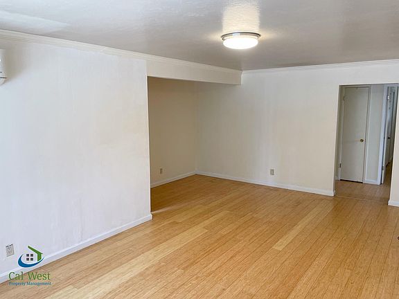 5th image of 211 Greendale Way APT 4