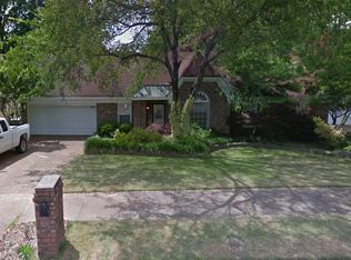 1059 Boones Hollow Dr, Cordova, TN 38018