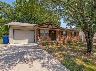 5904 Hacienda Dr, North Little Rock, AR 72118