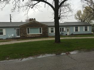 2550 E Brooks Dr, Decatur, IL 62521