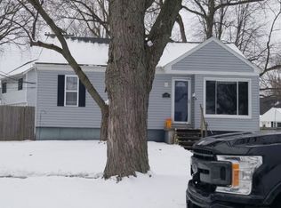 790 Chippewa Rd, Mount Clemens, MI 48043