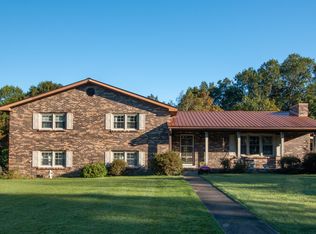 346 Hazel Dr, Centerville, TN 37033