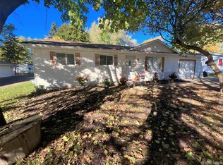 1762 Westbrooke Dr, Lapeer, MI