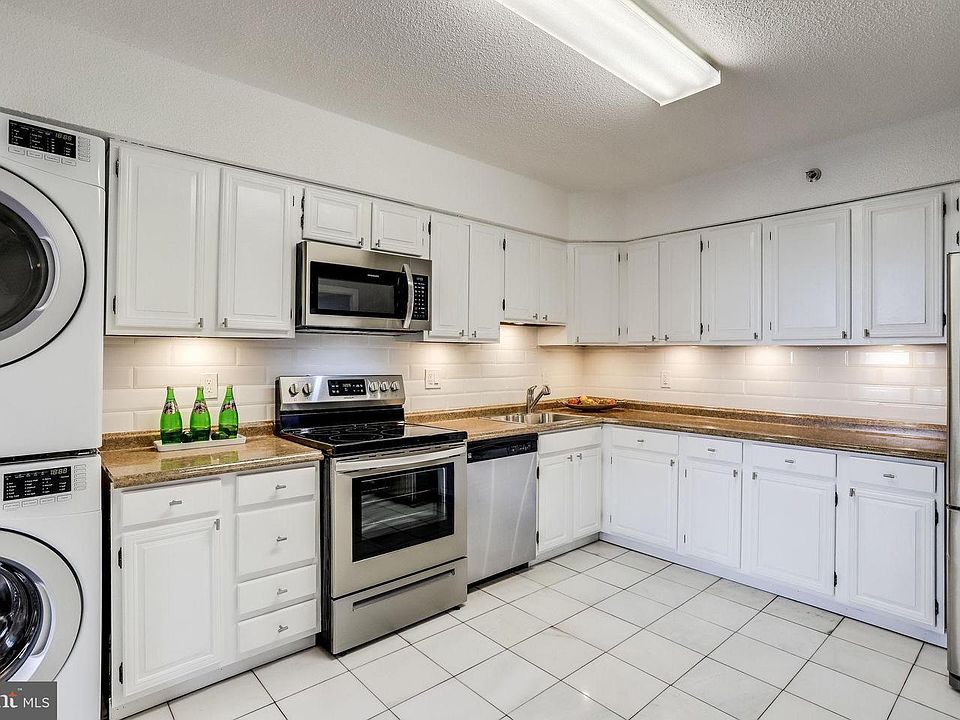 1st image of 3713 S George Mason Dr APT 1606W