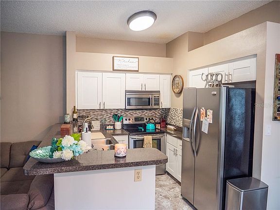 3rd image of 14126 Trouville Dr