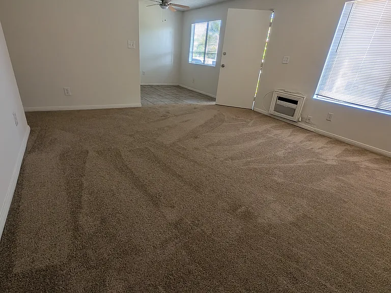 1054 S Magnolia Ave #8 — Photo 1