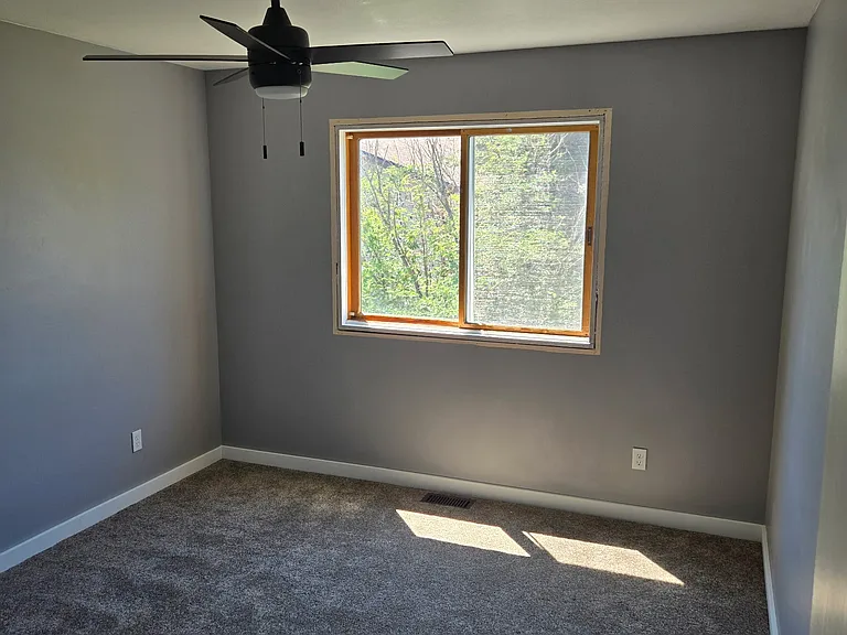 102 N Pondera Ave #D — Photo 19