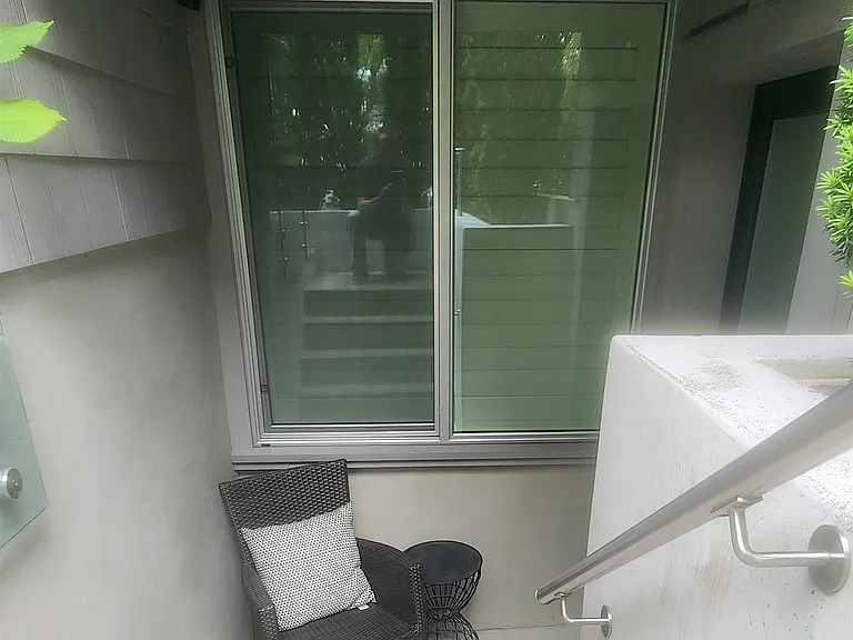 163 W 20th St — Photo 12