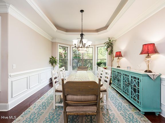 4th image of 2314 Hickory Bottom Court NE