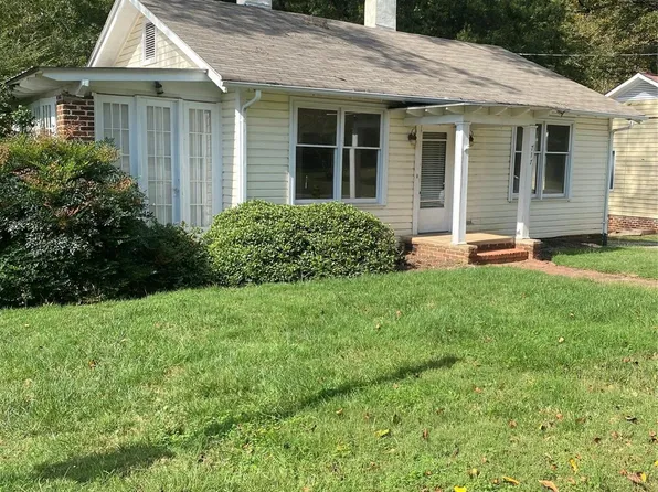 717 N Main St, Davidson, NC 28036