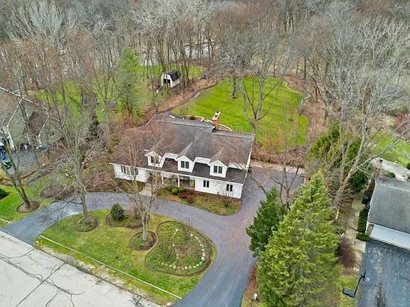 2nd image of 29820 N River Dr