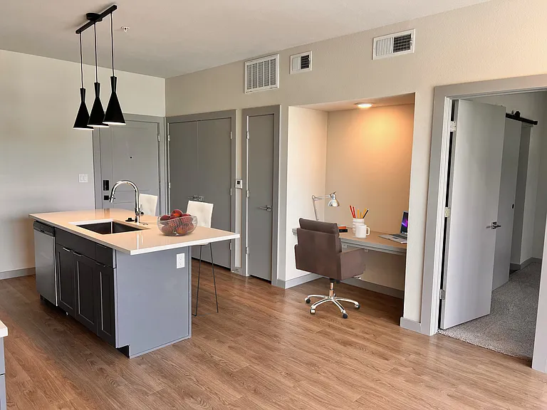 Cypress Lofts — Photo 28