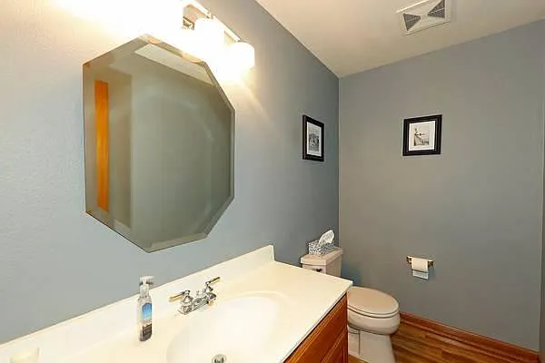 N48W16103 Lone Oak Ln — Photo 15