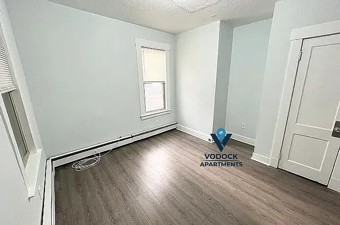 2 bed, 1000 sqft, $1,850 — Photo 4