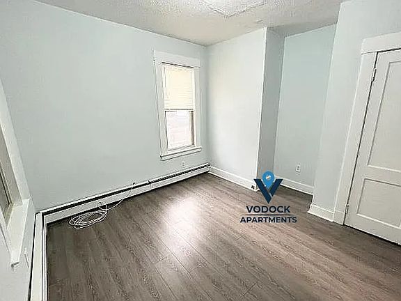 4th image of 39 Shepard St #2