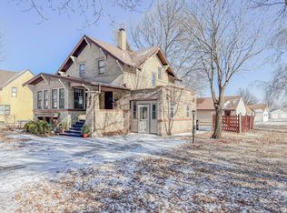 602 1st St SE, Fairfax, MN 55332